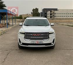 جي ام سي اكاديا